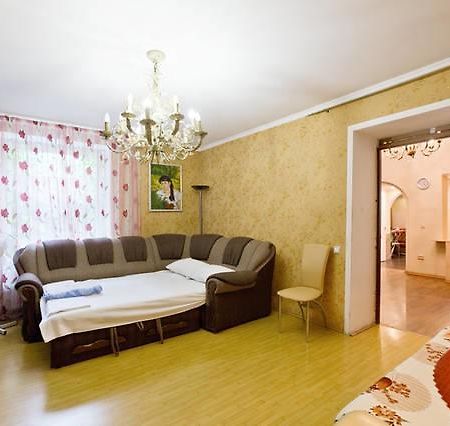 דירות אודסה Lovely House For Nice Holidays מראה חיצוני תמונה